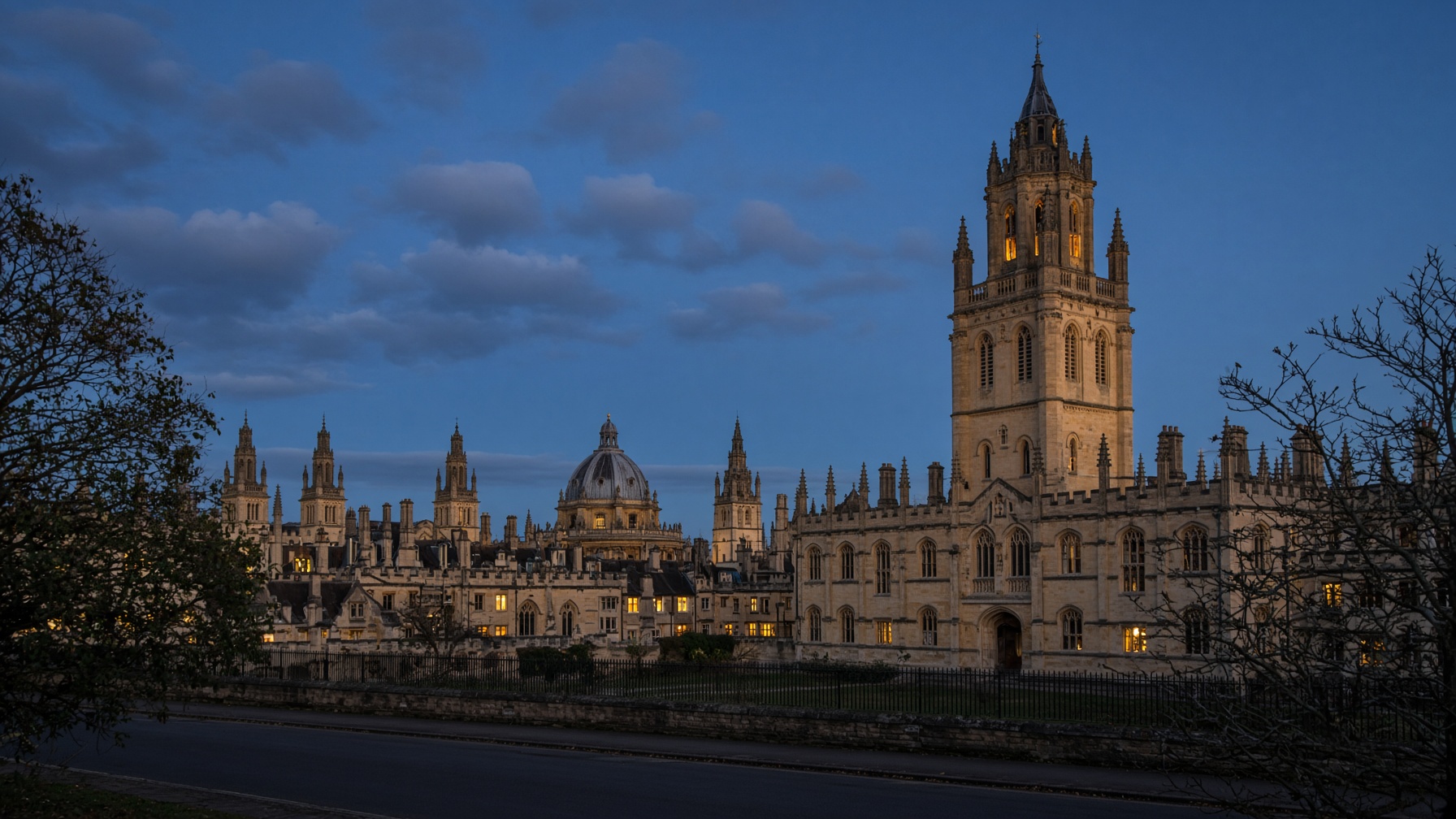 Oxford dreaming spires at dusk